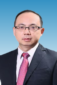 邓德强